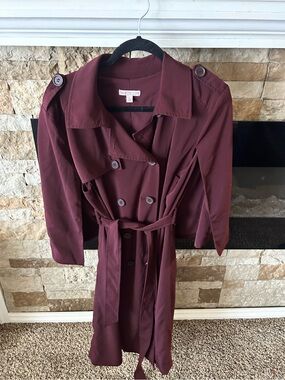 Eva Mendez Women’s Burgundy Trench Coat Cape with Belt